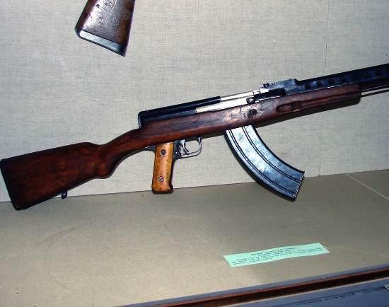 Автомат Токарева АТ-44: последняя попытка перегнать Калашникова (2020)