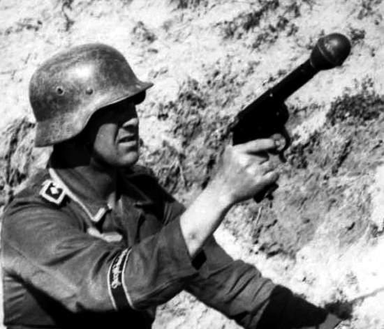 Этот пистолет уничтожал Т-34. Немецкие штурмовые и боевые пистолеты (2020)