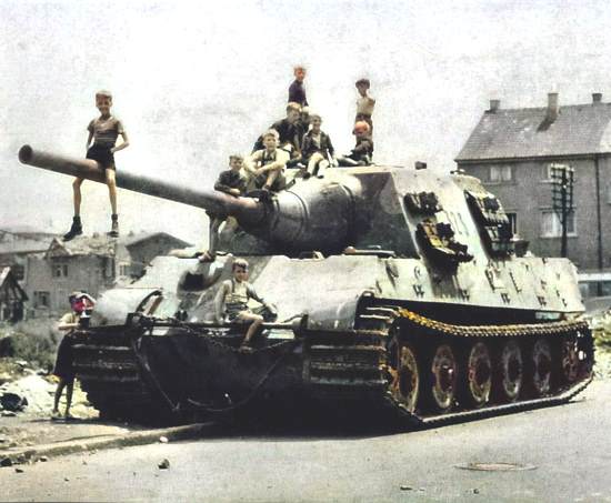 "Ягдтигры" на последней охоте. Боевое применение гигантских немецких САУ Sd.Kfz.186 (2019)