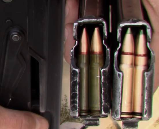 Модные "тактикульщики" и мастера спорта по холостой стрельбе учат российский спецназ красиво перезаряжаться. "Не надо так!" (2019)