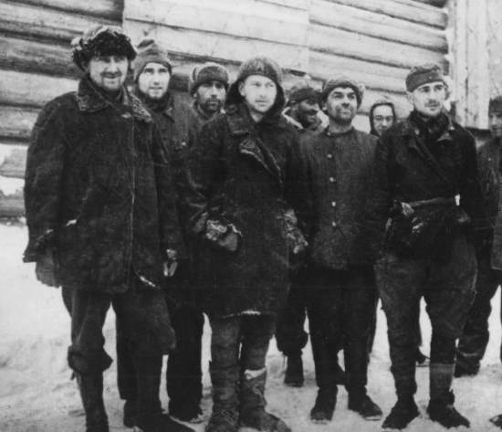 okruzhenie i shturm velikih luk zimoj 1942 sovetskimi vojskami zabavnye epizody s nemeckimi perebezhchikami aleksej isaev 2020 aedcd1a