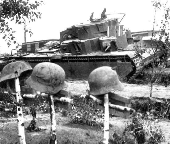 Прорыв танков Попеля из окружения. Сотня экипажей кадровых советских танкистов против 200 танков немцев - снарядов и топлива на 1 бой (2019)