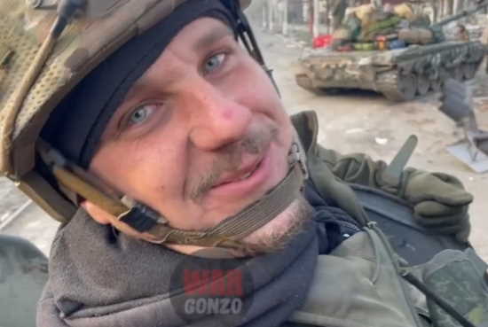 "Сомали" уходит в бой: "Всё у нас хорошо! У меня жена красавица - детей люблю своих!". Мариуполь 18 апреля (2022)