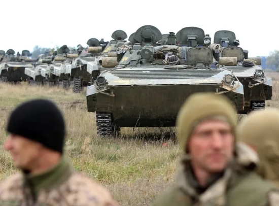 Украину интенсивно готовят к войне с Россией. Более 2 тысяч спецназовцев направили в Крым (2021)