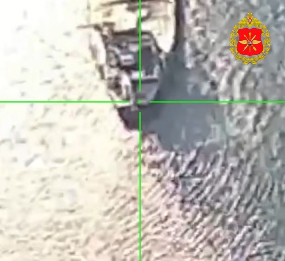 08.08.2026 Скулят от ужаса под бомбами!»: хохлы сняли на видео, как русские ФАБы ровняют их окопы с землей. Сводка боевых действий СВО. (12 видео) 2 1 3
